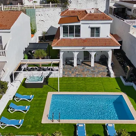 Del Sol Sea View Heated Pool Villa
